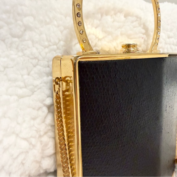 STUNNING Inge Christopher Box Handbag Crossbody - Picture 6 of 17